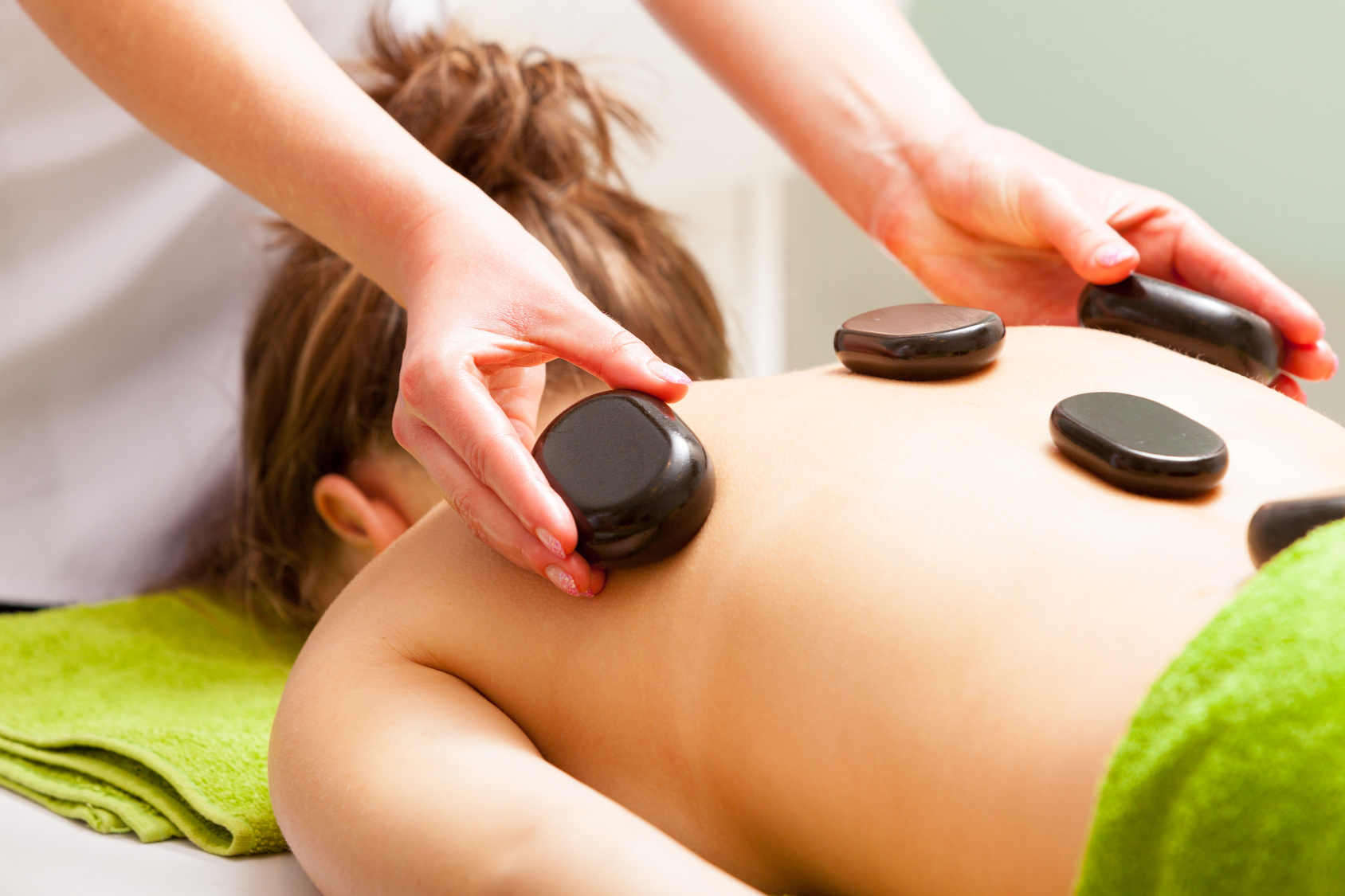 hot heated stone therapy at paradise spa in Bahria Town Rawalpindi